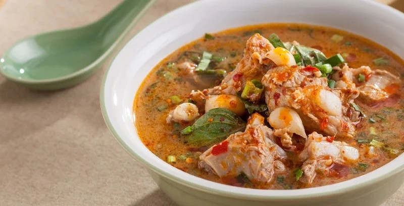 ต้มแซบกระดูกอ่อน อาหารภาคอีสาน