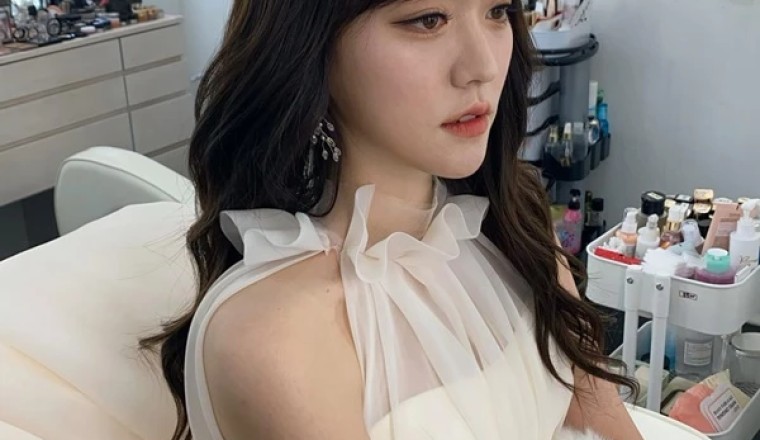 นอกจาก ซนเยจิน แล้ว อดีตไอดอลสาวอีกคนก็ประกาศแต่งงานในเดือนมีนาคมเช่นกัน