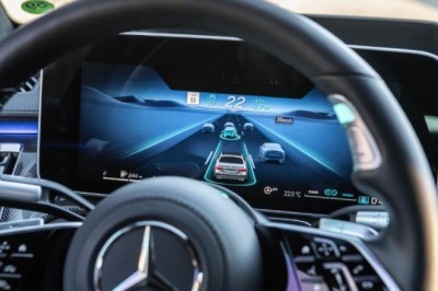 Mercedes-Benz โชว์ระบบขับขี่อัตโนมัติ Level-3 และจอดรถอัตโนมัติ Level-4