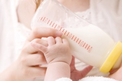 ขวดนมปลอดสารพิษเพื่อลูกน้อย