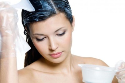 หลีกเลี่ยงการย้อมผมระหว่างตั้งครรภ์