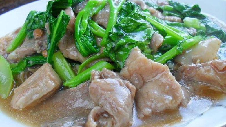 ราดหน้าหมูหมัก อาหารจานเดียว
