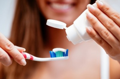 เทคนิคเลือกยาสีฟันให้เหมาะกับช่องปาก