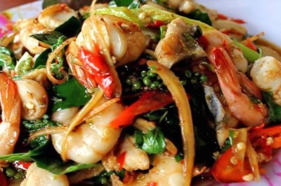 ผัดฉ่าทะเล อาหารจานเดียว