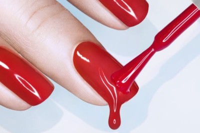 เคล็ดลับสีเล็บแห้งเร็ว