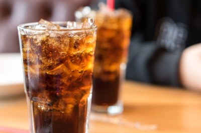 น้ำอัดลมต้นเหตุของอาการอัมพาต