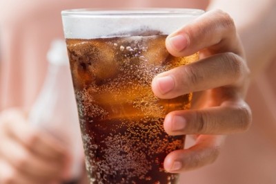 อันตรายที่มาพร้อมความซ่าของน้ำอัดลม