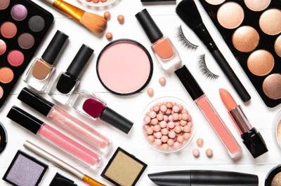 ตรวจสอบวันหมดอายุของเครื่องสำอาง