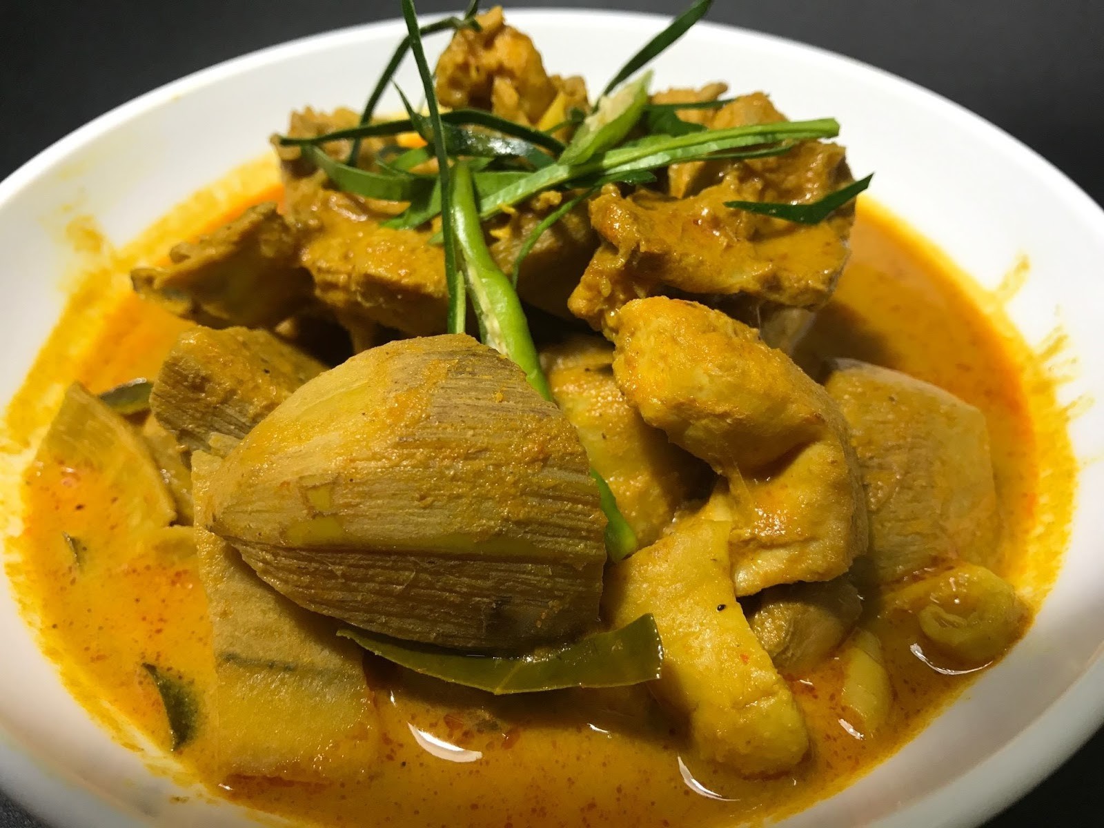 แกงไก่ลูกกล้วย (สากล) อาหารภาคใต้