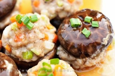 เห็ดหอมยัดไส้เต้าหู้น้ำแดง อาหารเจ