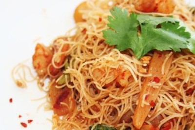 เส้นหมี่น้ำพริกเผาเจ อาหารเจ