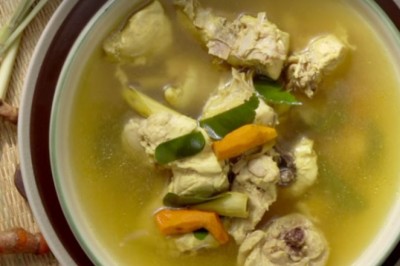 ไก่ต้มขมิ้น (ดั้งเดิม) อาหารภาคใต้