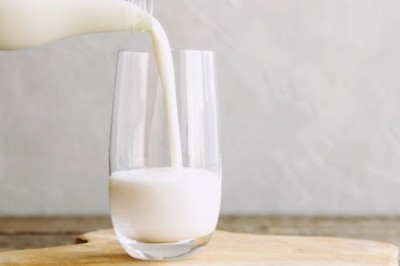 วิธีการอุ่นนมร้อนๆ