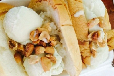 ขนมปังไอศกรีม ไอศกรีม