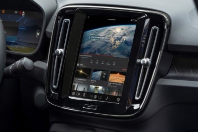 Volvo แก้ปัญหารถร้อนเพราะจอดตากแดด