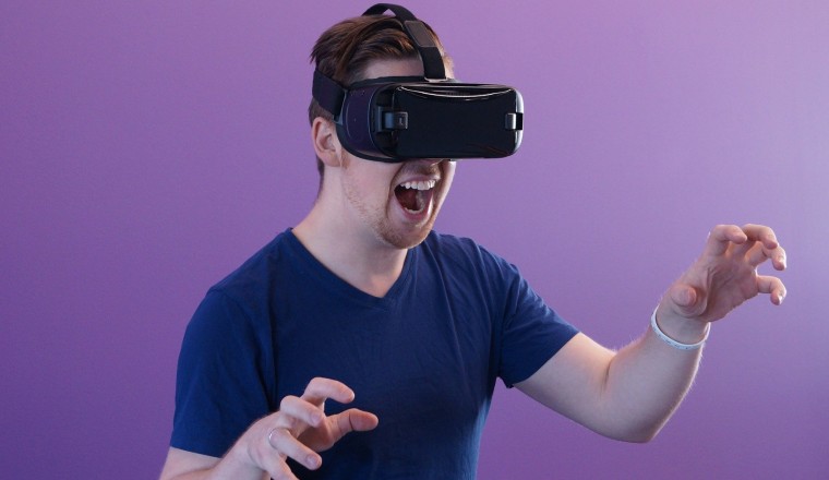 [ลือ] แว่น VR/AR ของ Apple อาจชื่อ Apple Vision ชิประดับ M1 Pro ราคาแพงกว่า 2,000 ดอลลาร์