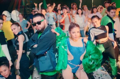 7 ปีที่รอคอย! ใบเตย อาร์สยาม สวมชุดครุย เตรียมคว้าปริญญาบัตร 23 กุมภาพันธ์