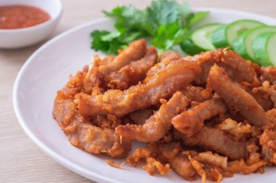 หมูทอดกระเทียมพริกไทย อาหารจานเดียว