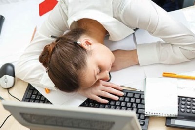 สลัดความง่วงหลังมื้อเที่ยงกันเถอะ