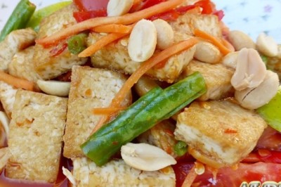 ส้มตำเต้าหู้กรอบ อาหารจานเดียว