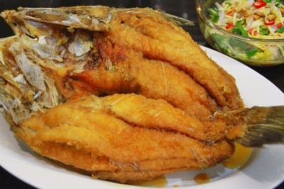 ปลากะพงทอดน้ำปลา อาหารจานเดียว