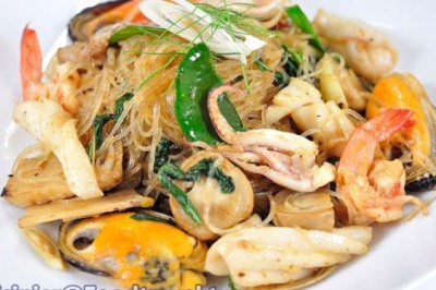 ผัดโป๊ะแตก อาหารจานเดียว