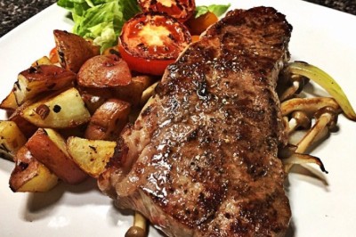 หมักเนื้อสเต็กให้นุ่มอร่อย