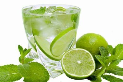 ชุ่มคอ ชื่นใจ ง่ายๆ ได้ด้วยน้ำมะนาว